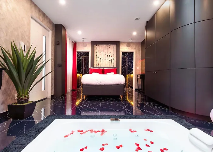 Adresse Secrete Prestige Avec Balneo Διαμέρισμα Ντιζόν